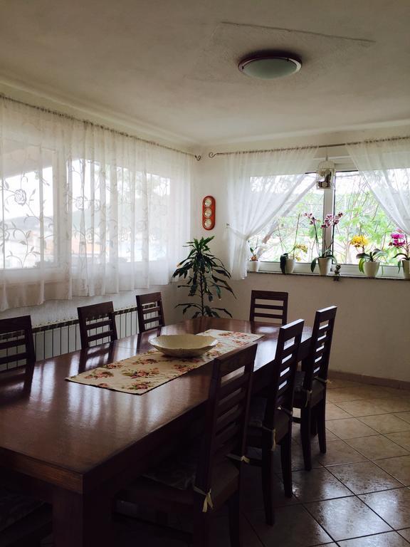 Guesthouse Tariba スペタルスカ・ドラガ エクステリア 写真