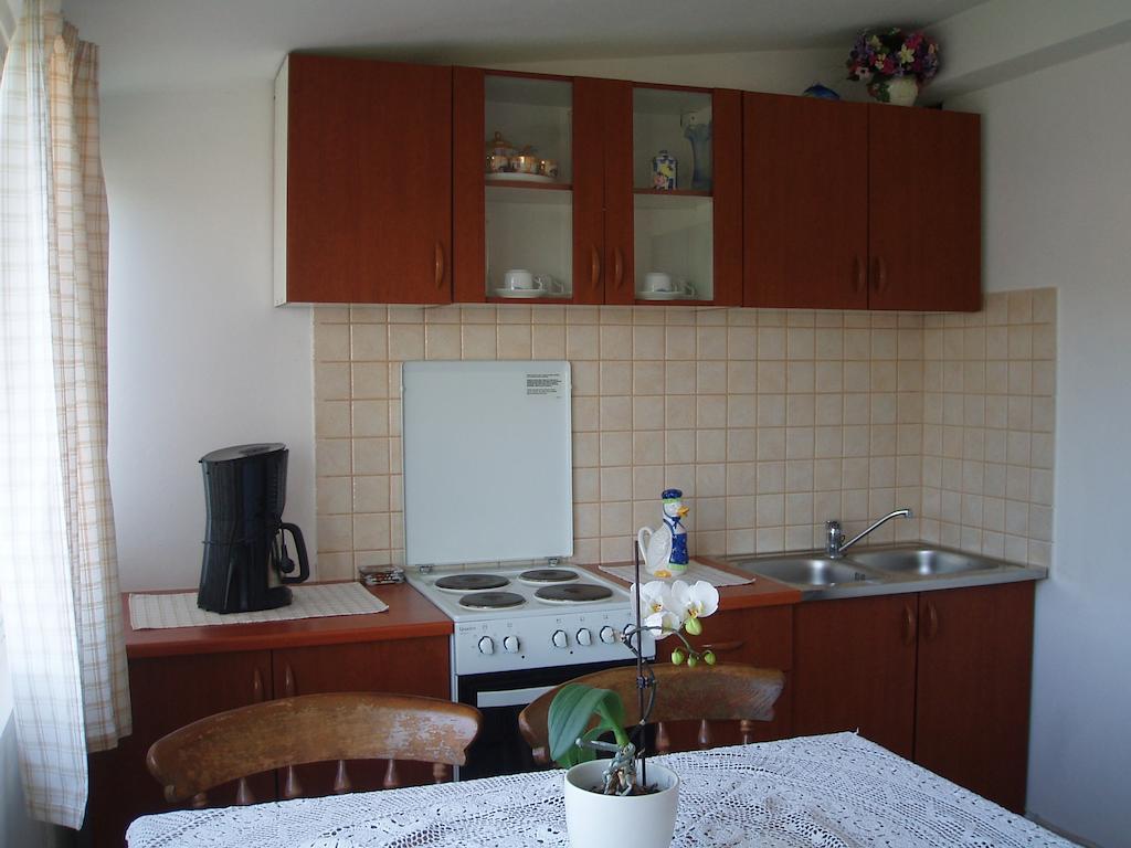 Guesthouse Tariba スペタルスカ・ドラガ 部屋 写真