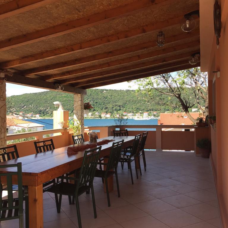 Guesthouse Tariba スペタルスカ・ドラガ エクステリア 写真